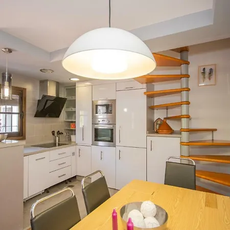 Cubo's Apartamento Lew Hoad Tennis *